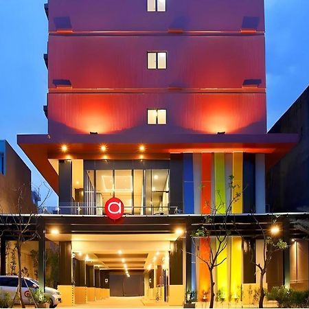 Amaris Hotel Pasar Baru Джакарта Екстериор снимка